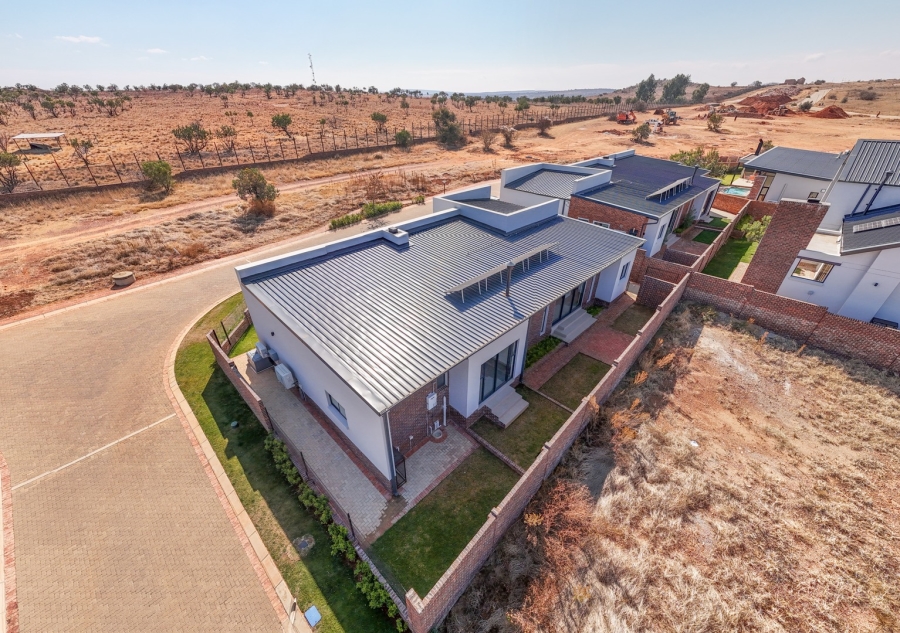 To Let 3 Bedroom Property for Rent in Helderzicht Eco Estate North West